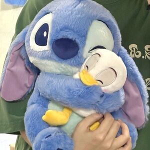 Disney Lilo & Stitch with a Duck